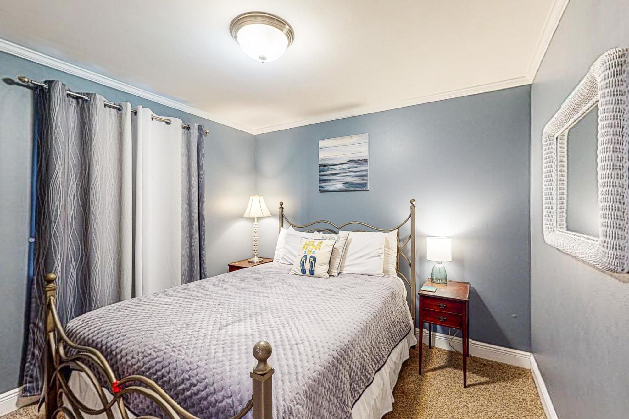 Romar Beach Condos Gulf Shores Room photo
