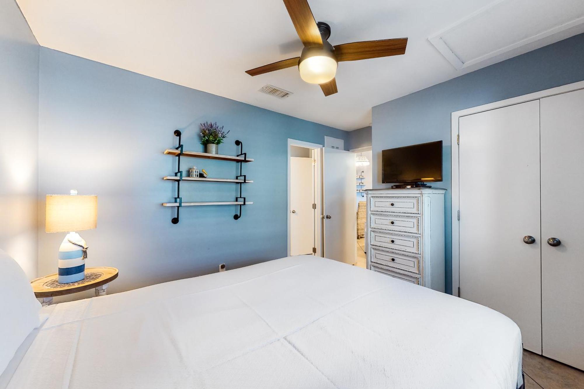 Romar Beach Condos Gulf Shores Room photo